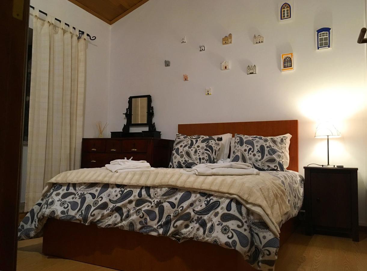 アルコス・デ・ヴァルデヴェス Casa Do Rio - Eido Do Pomarヴィラ エクステリア 写真